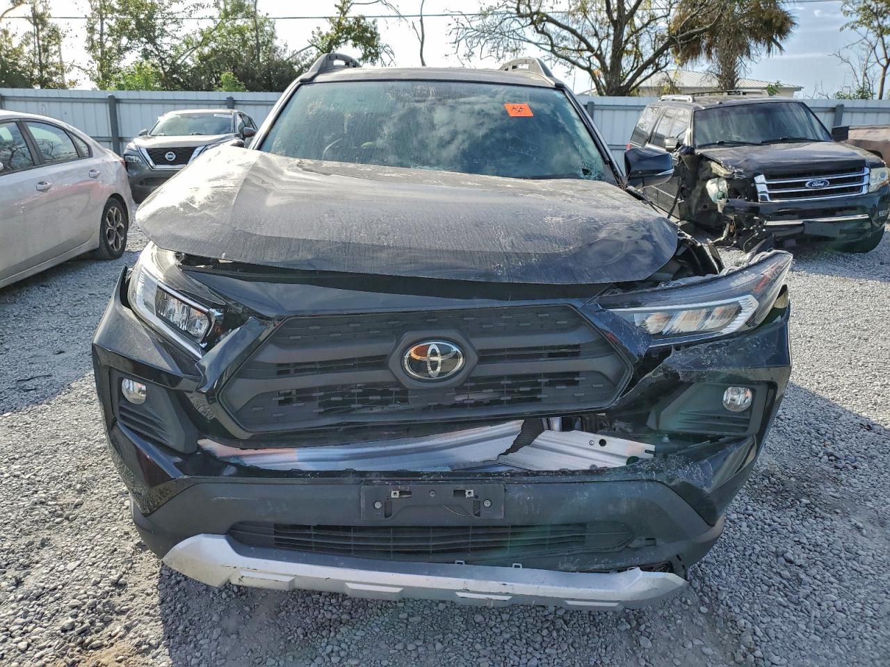 2021 TOYOTA RAV4 ADVENTURE photo 5