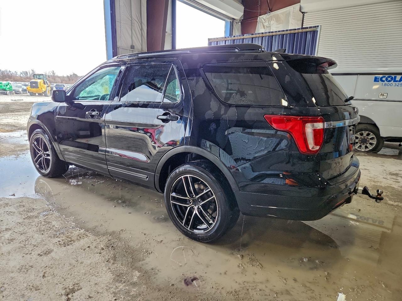 2018 FORD EXPLORER photo 2