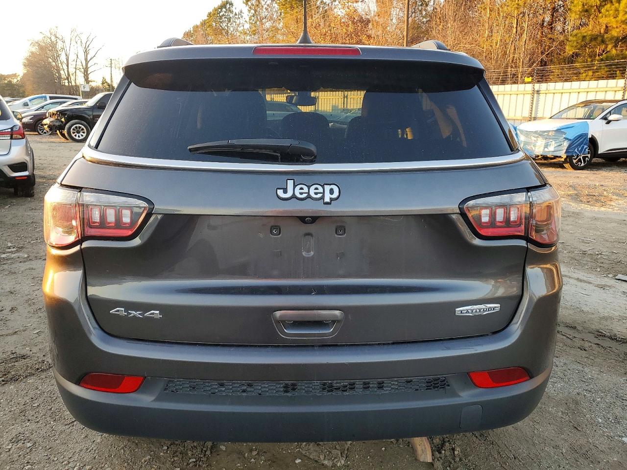 2021 JEEP COMPASS LATITUDE photo 6