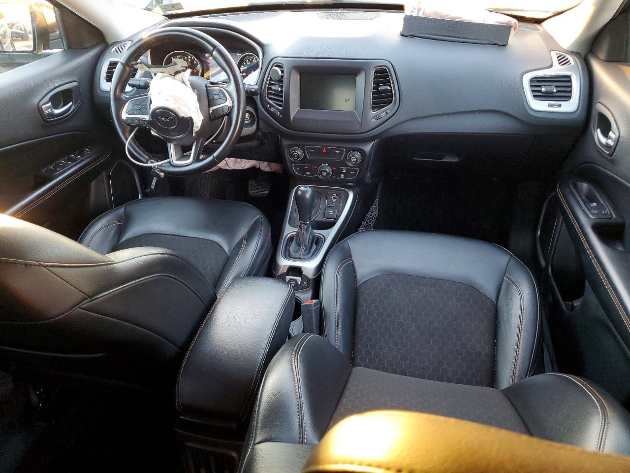 2021 JEEP COMPASS LATITUDE photo 8