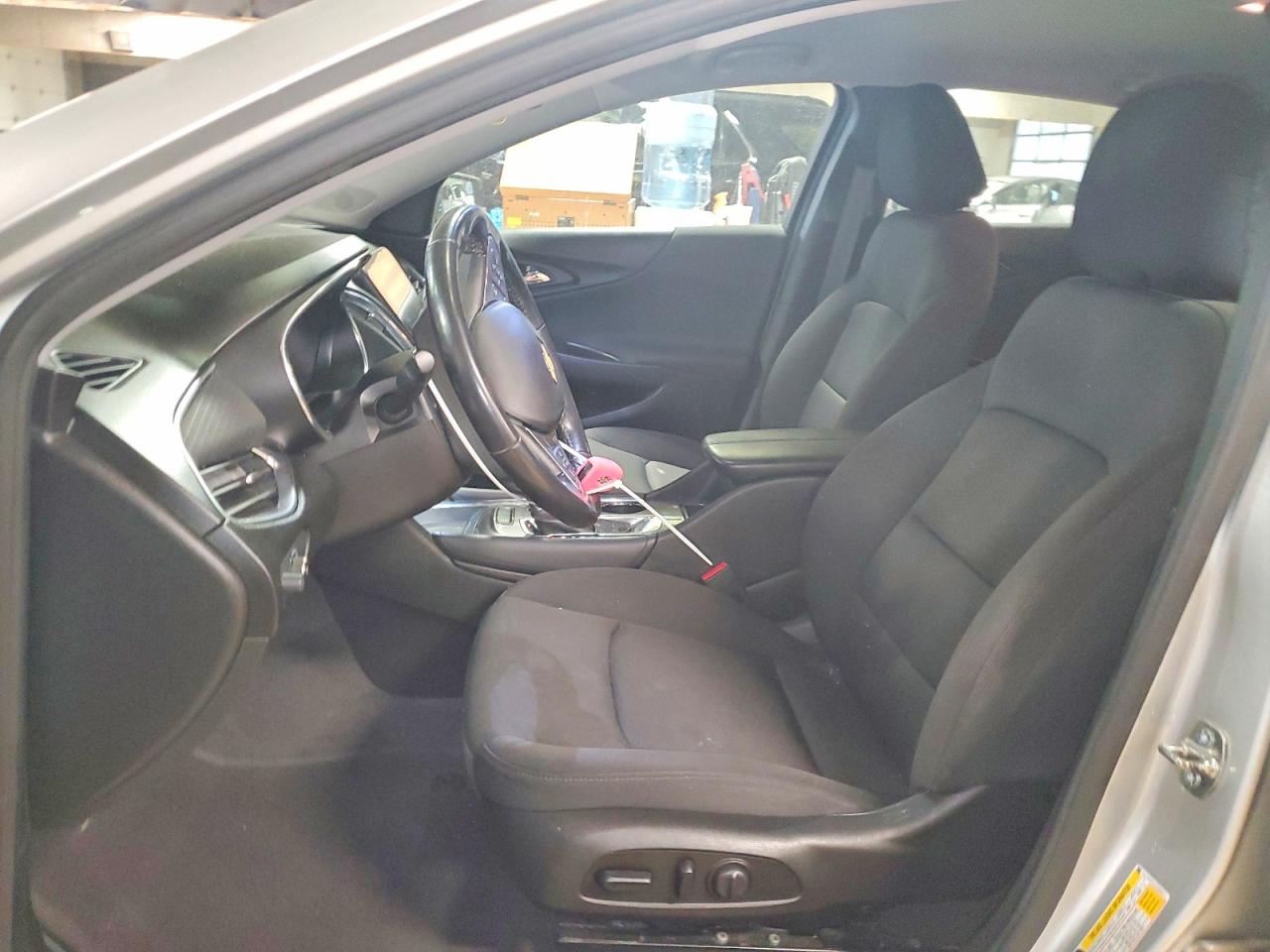 2018 CHEVROLET MALIBU LT photo 7