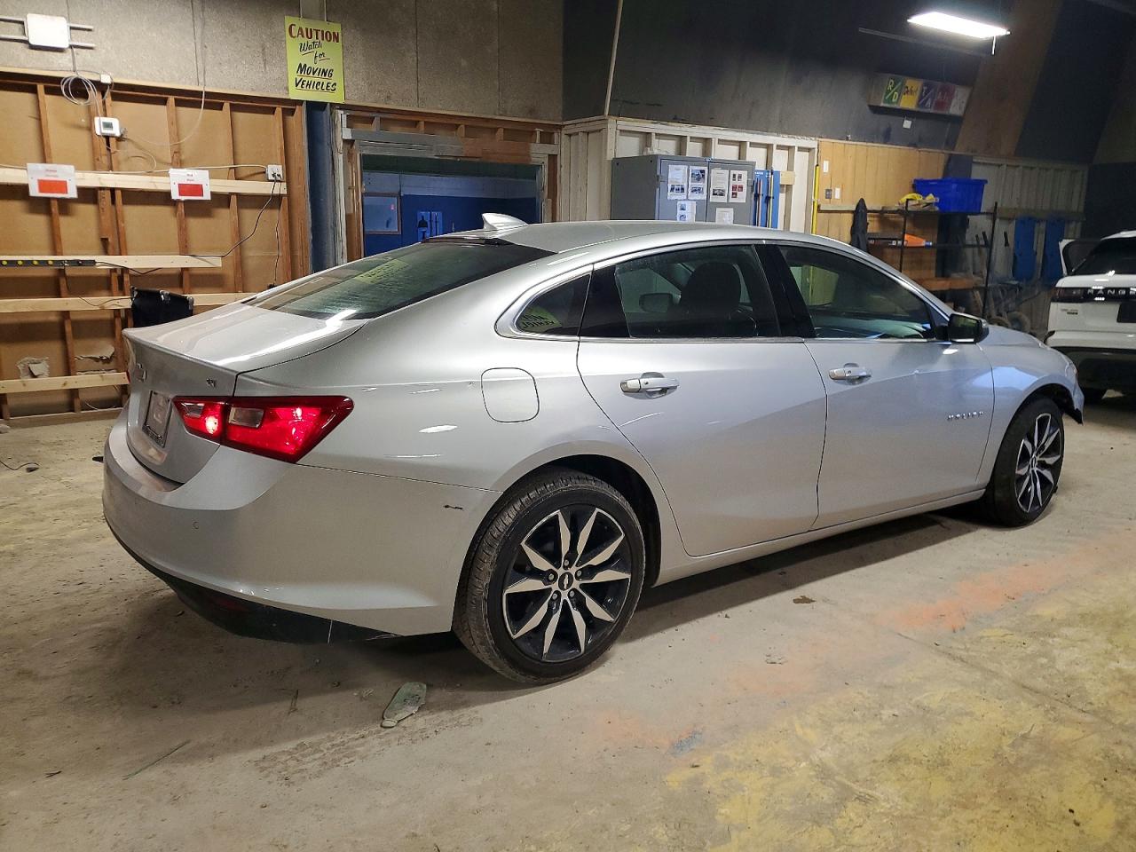 2018 CHEVROLET MALIBU LT photo 3