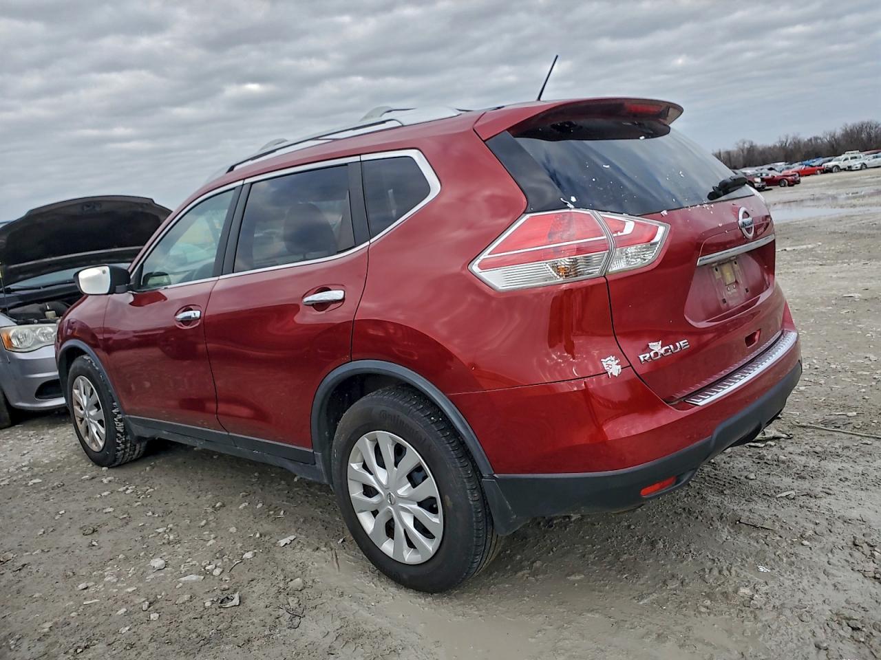 2016 NISSAN ROGUE S photo 2