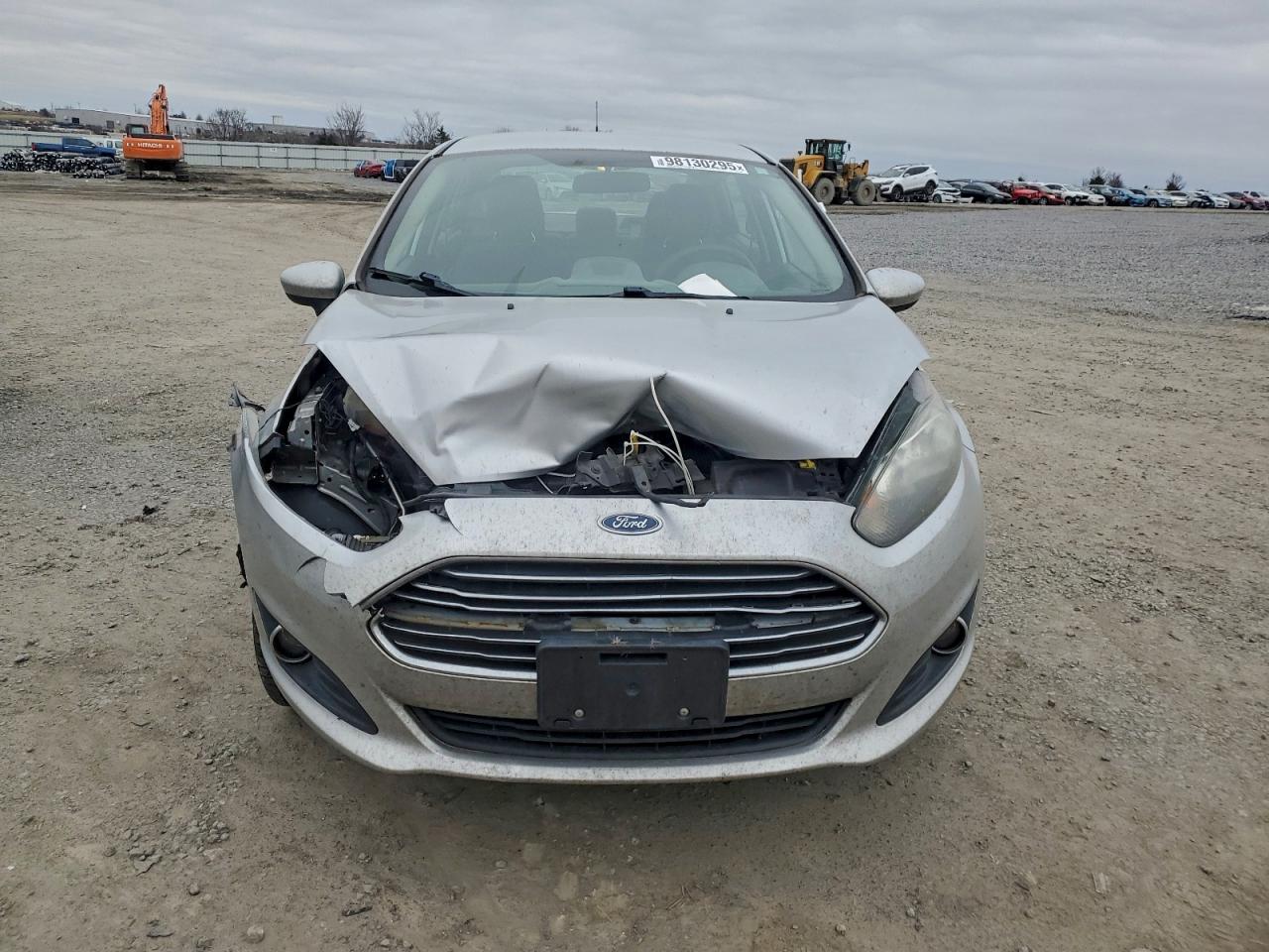2019 FORD FIESTA SE photo 5