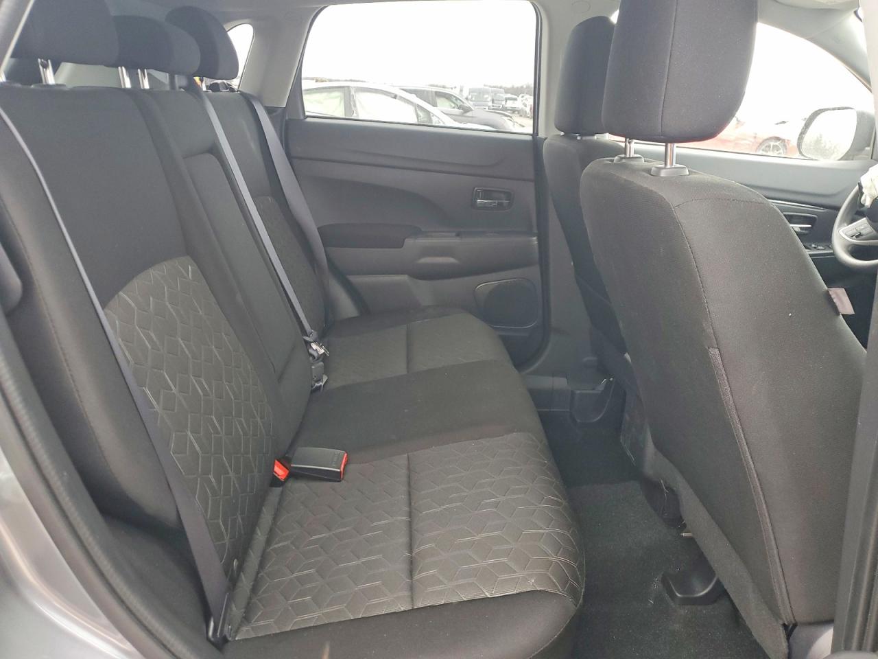 2024 MITSUBISHI OUTLANDER SPORT S/SE photo 11