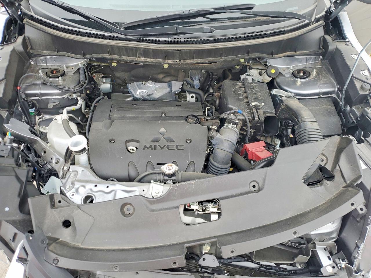 2024 MITSUBISHI OUTLANDER SPORT S/SE photo 12