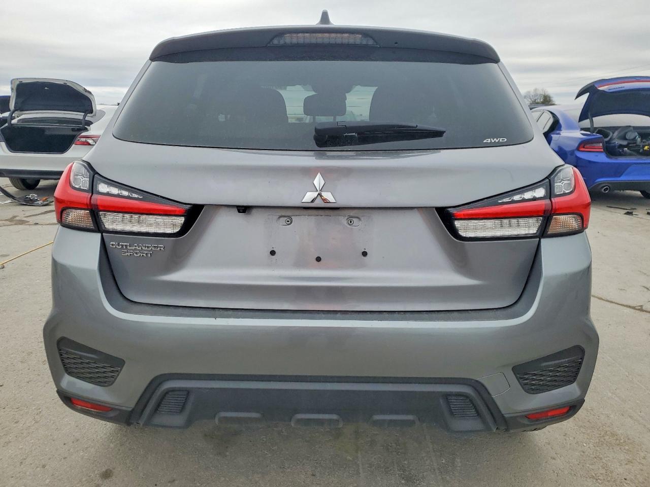 2024 MITSUBISHI OUTLANDER SPORT S/SE photo 6