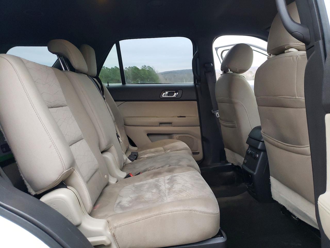 2015 FORD EXPLORER photo 11