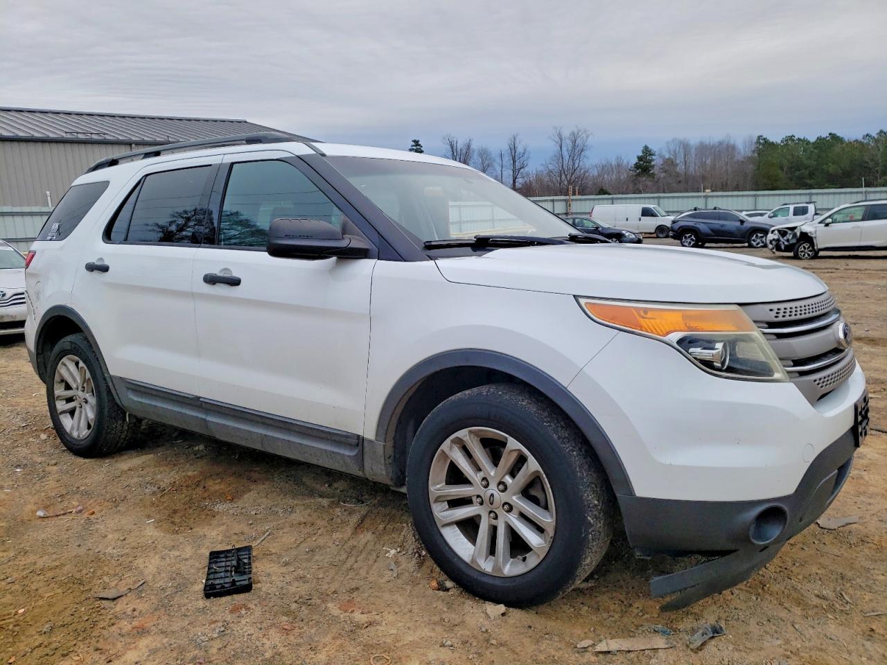 2015 FORD EXPLORER photo 4