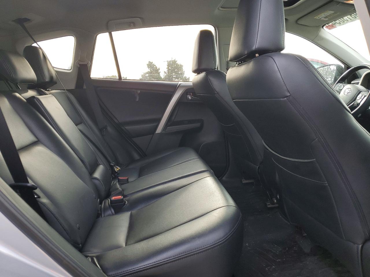 2018 TOYOTA RAV4 ADVENTURE photo 11