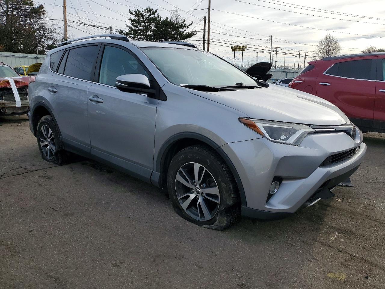 2018 TOYOTA RAV4 ADVENTURE photo 4