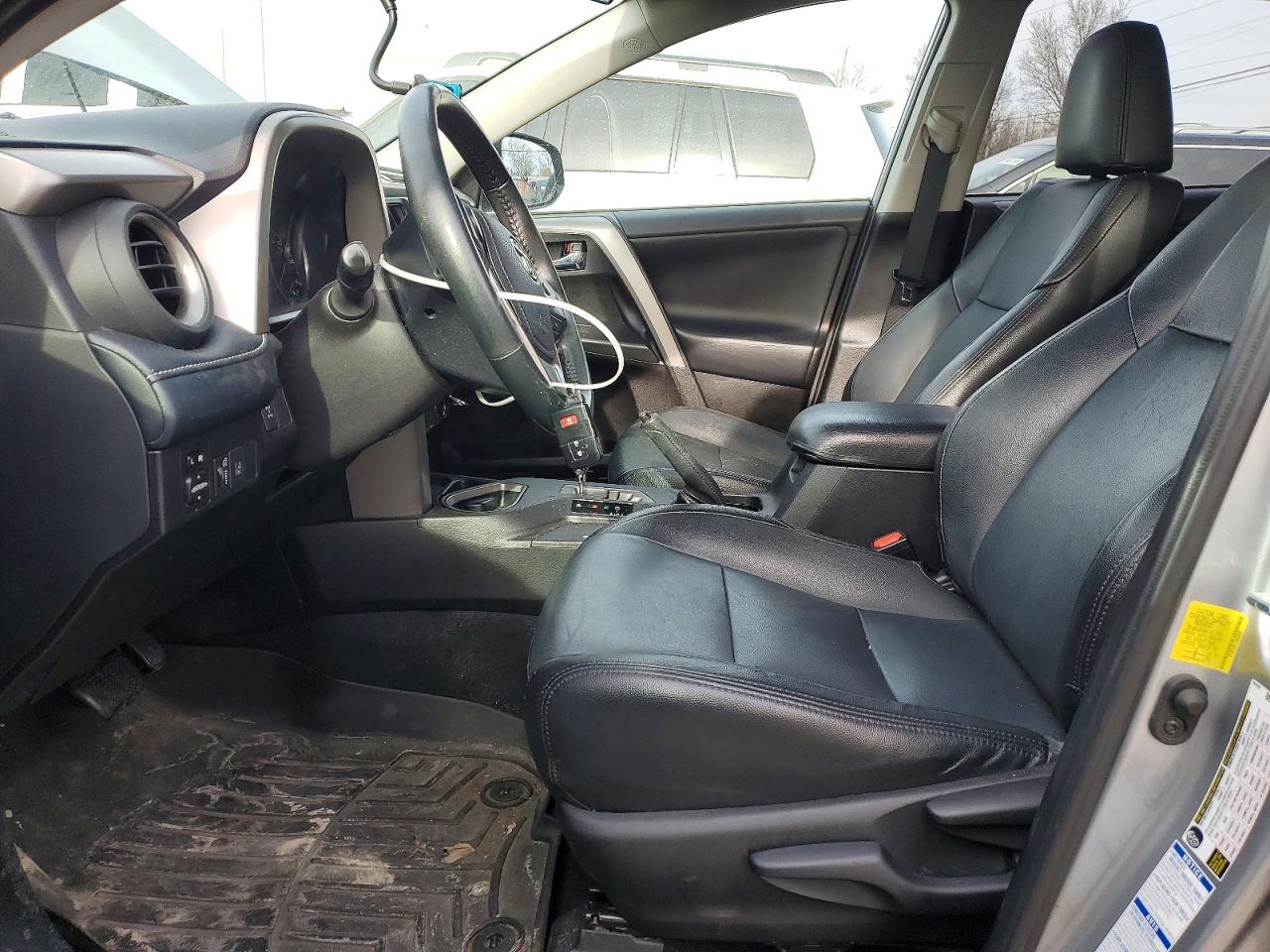 2018 TOYOTA RAV4 ADVENTURE photo 7