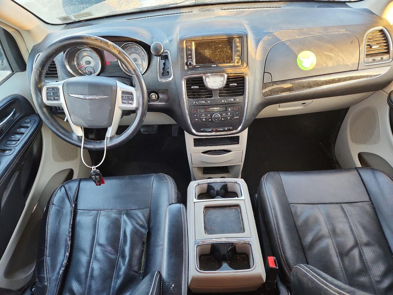 2015 CHRYSLER TOWN & COUNTRY TOURING L photo 22