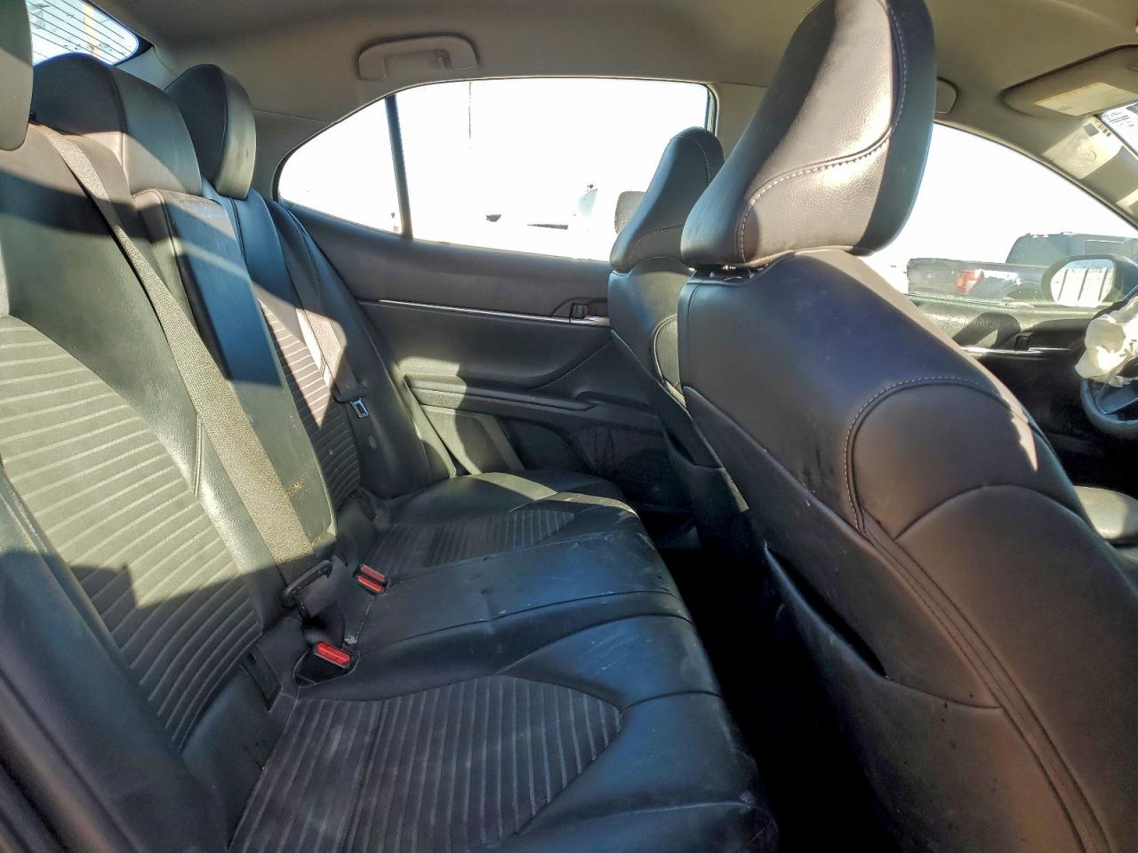 2021 TOYOTA CAMRY SE photo 10