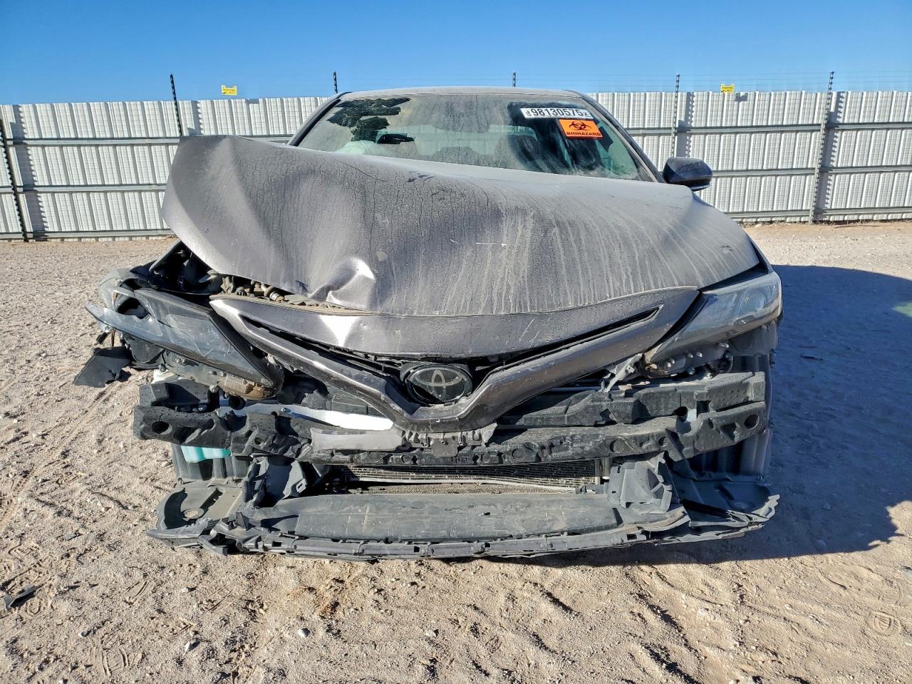 2021 TOYOTA CAMRY SE photo 5