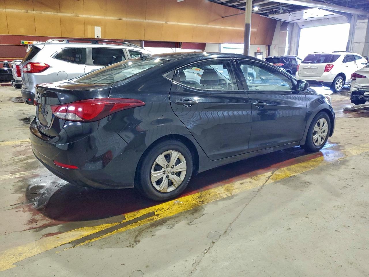 2016 HYUNDAI ELANTRA SE photo 3