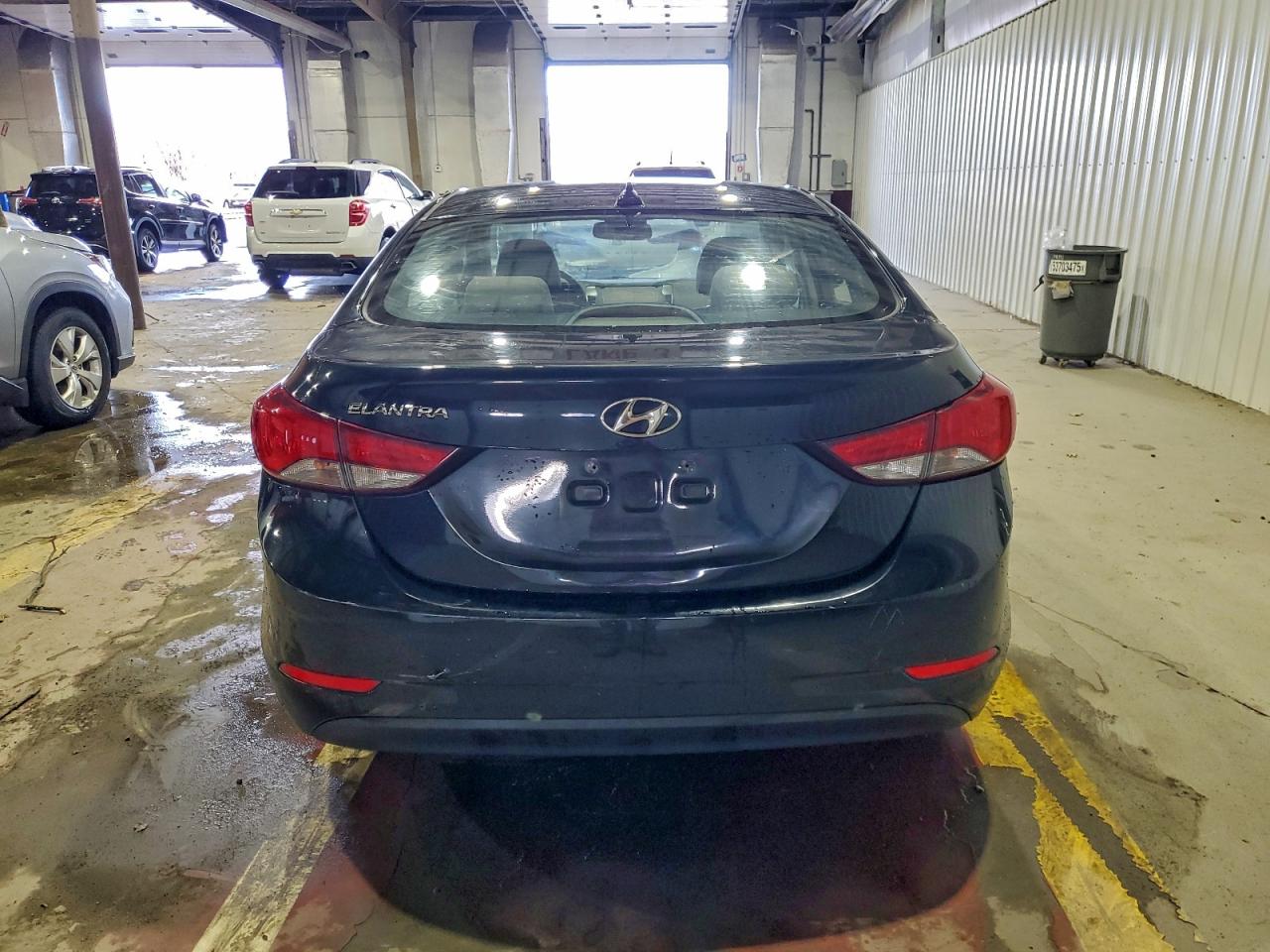 2016 HYUNDAI ELANTRA SE photo 6