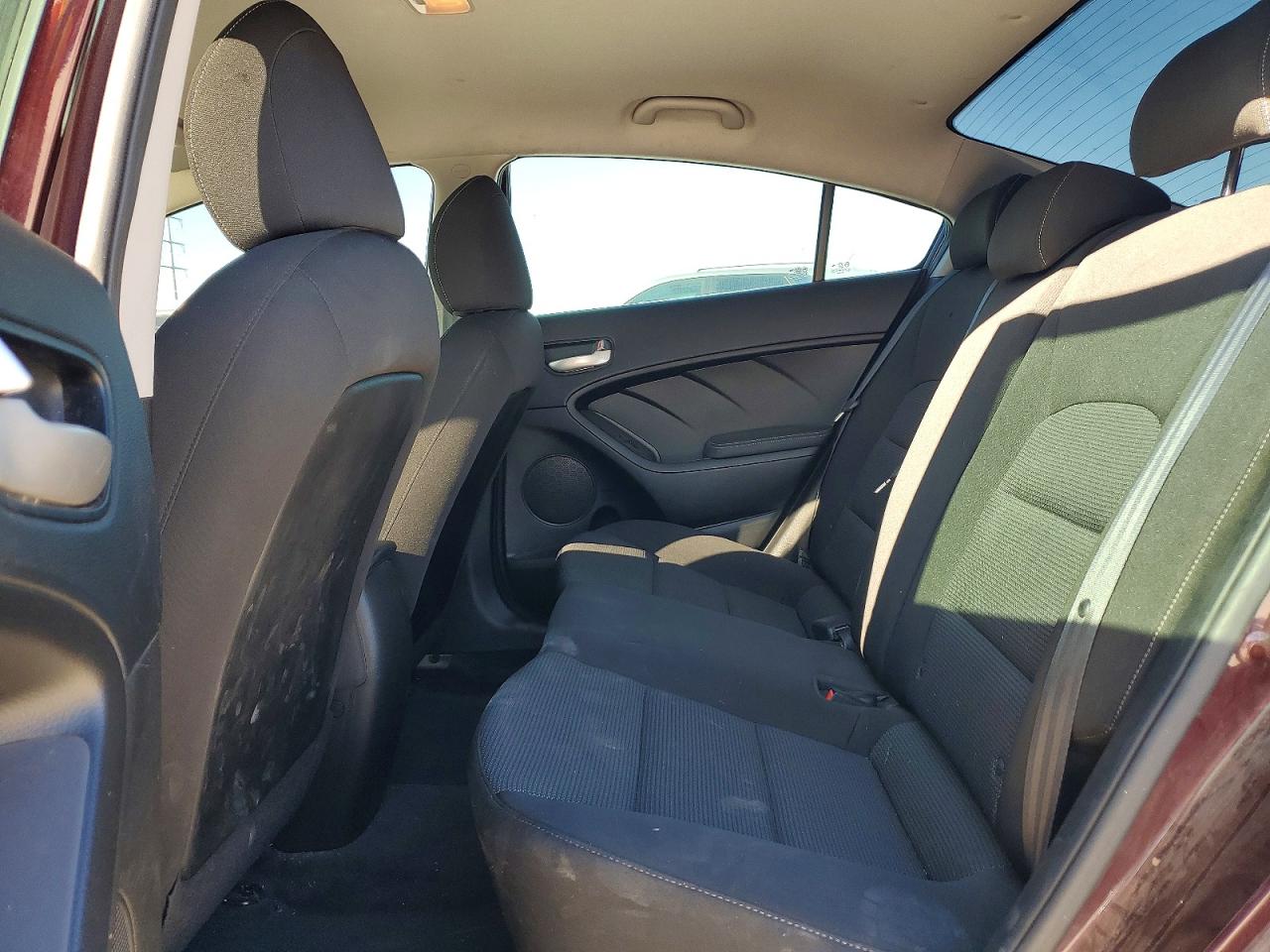 2017 KIA FORTE LX photo 10
