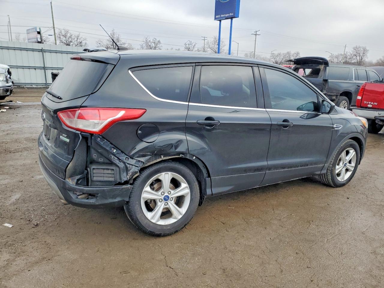 2015 FORD ESCAPE SE photo 3