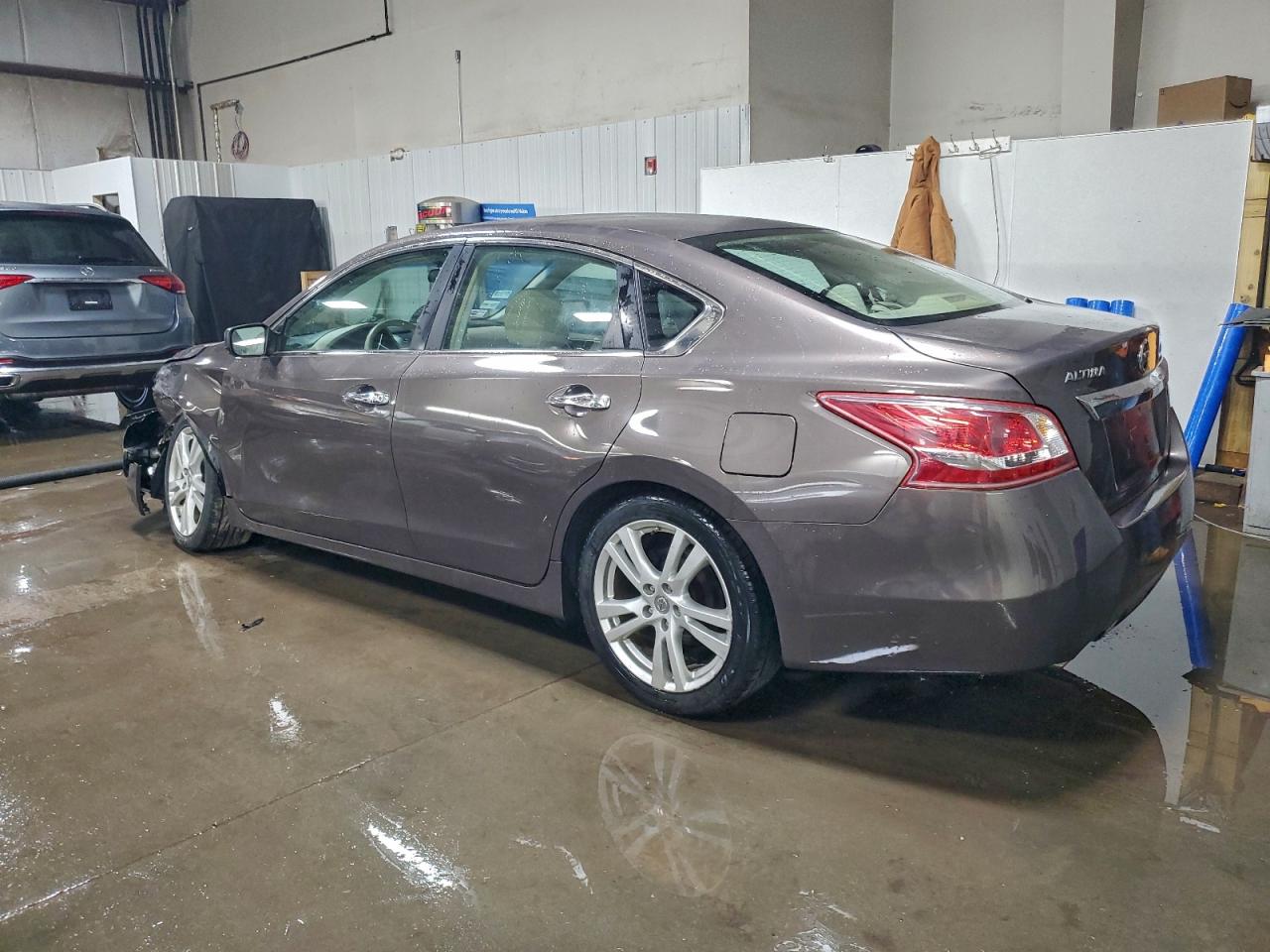 2013 NISSAN ALTIMA 3.5S photo 2