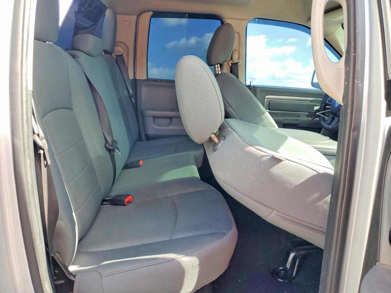 2014 RAM 1500 SLT photo 10