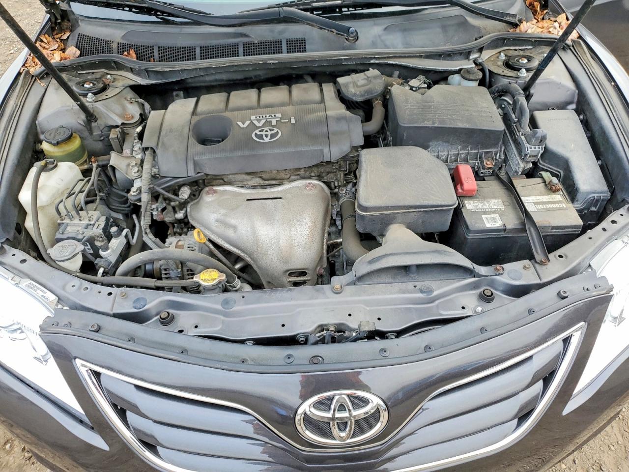 2010 TOYOTA CAMRY BASE photo 11