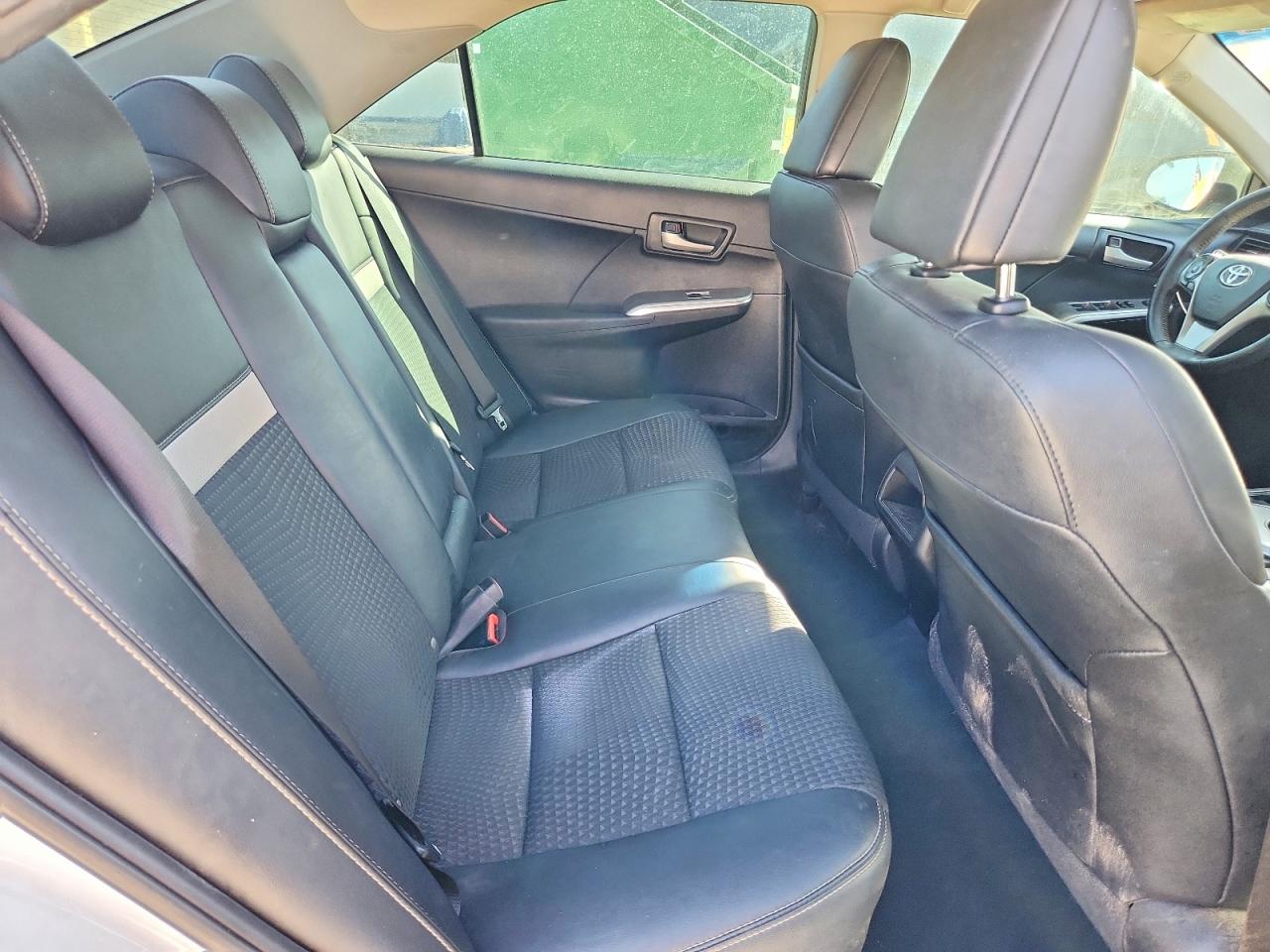 2013 TOYOTA CAMRY L photo 10
