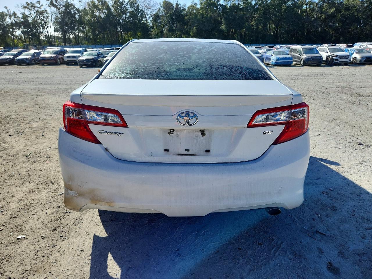 2013 TOYOTA CAMRY L photo 6