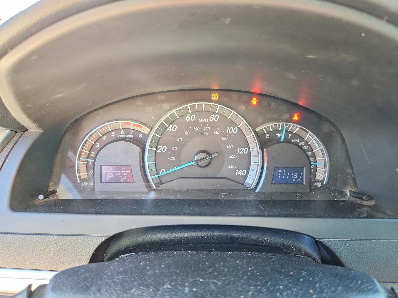 2013 TOYOTA CAMRY L photo 9