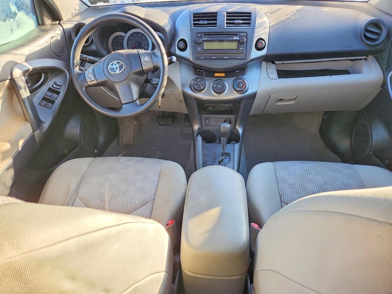 2012 TOYOTA RAV4 photo 8