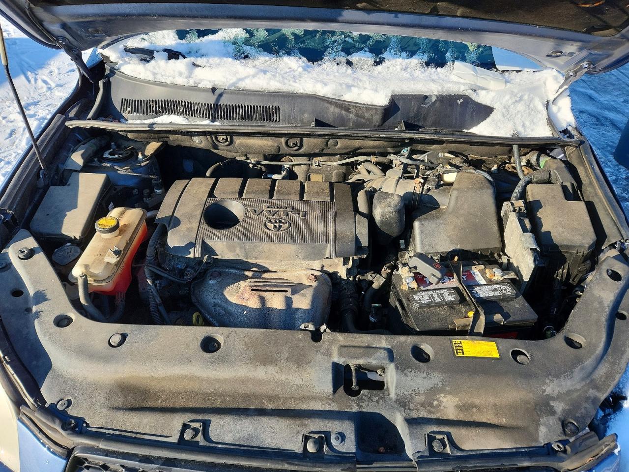 2012 TOYOTA RAV4 photo 11