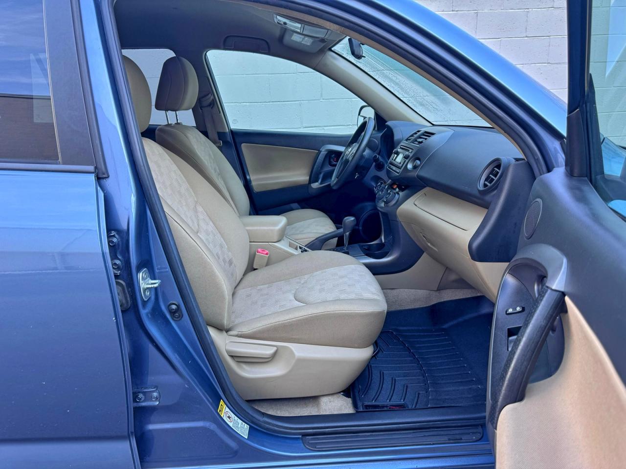 2012 TOYOTA RAV4 photo 5