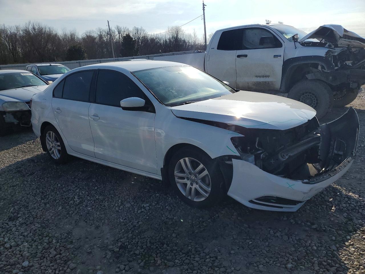 2018 VOLKSWAGEN JETTA S photo 4