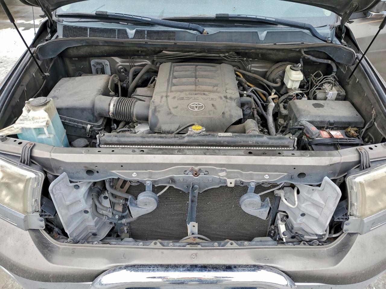 2011 TOYOTA TUNDRA CREWMAX SR5 photo 11