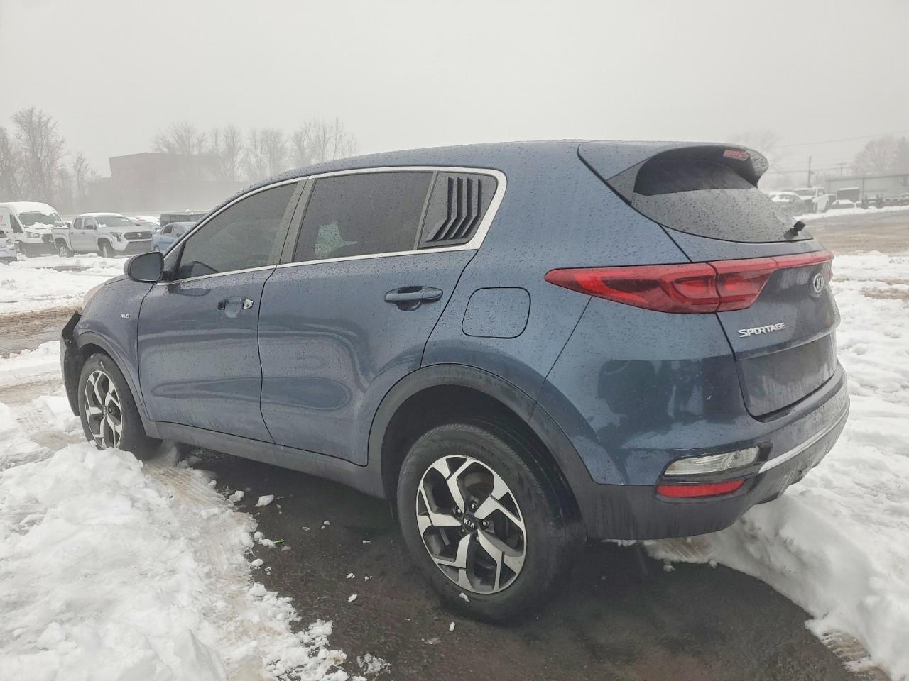 2021 KIA SPORTAGE LX photo 2