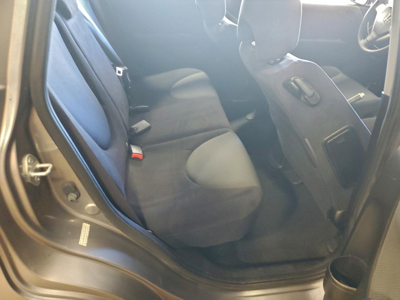2007 HONDA FIT photo 10