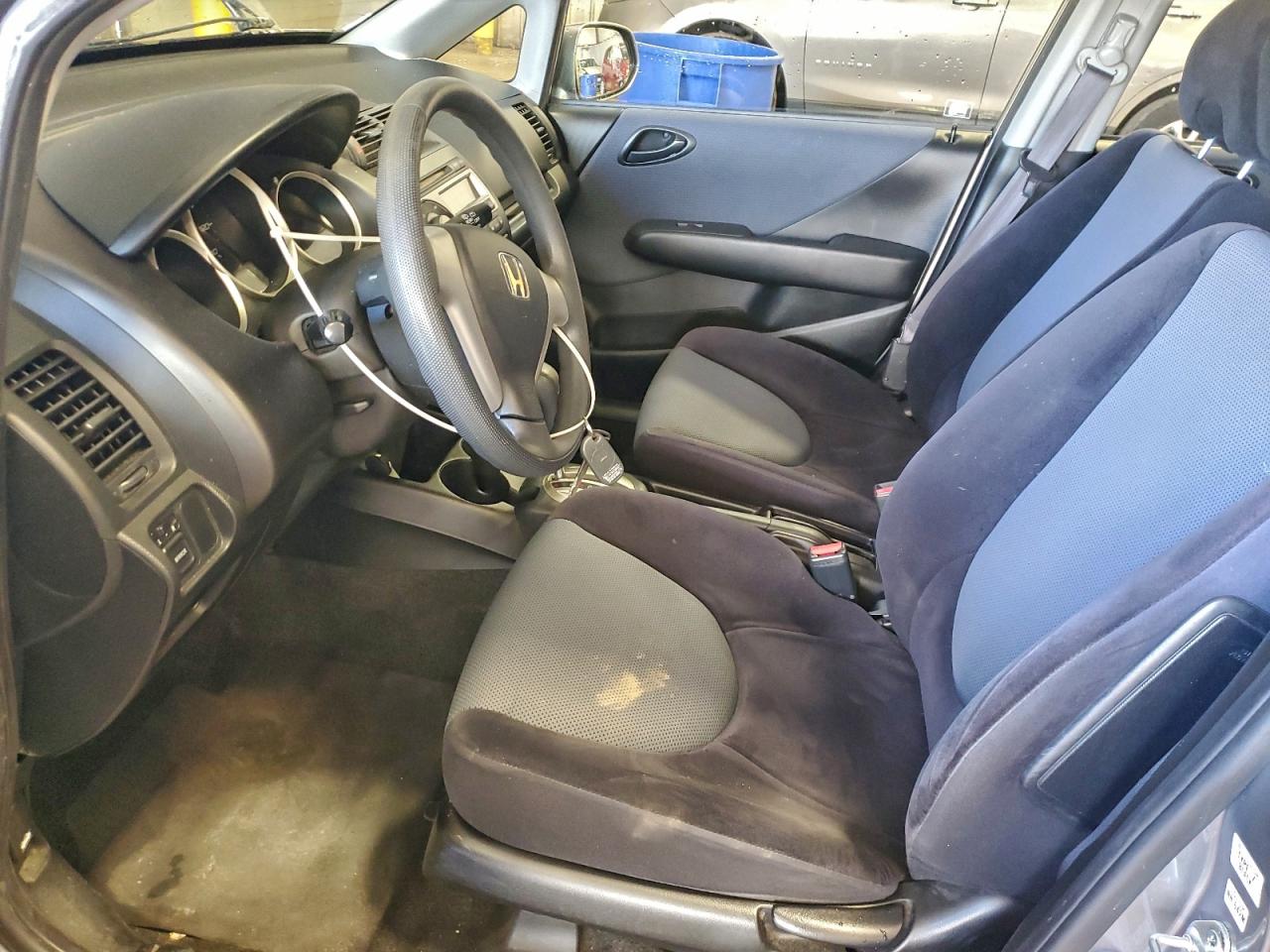 2007 HONDA FIT photo 7