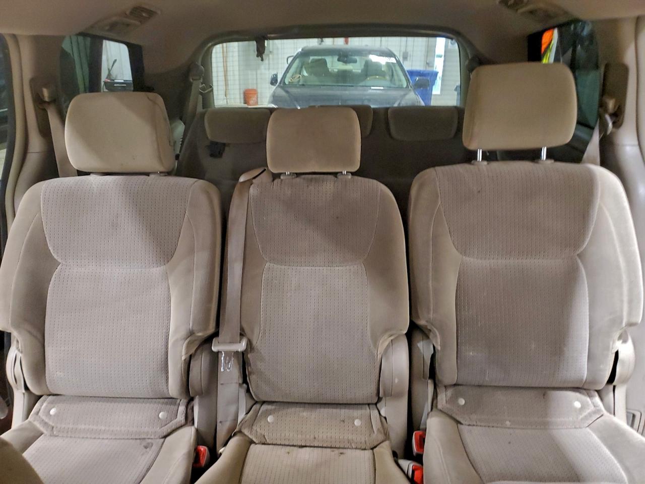 2008 TOYOTA SIENNA CE photo 10