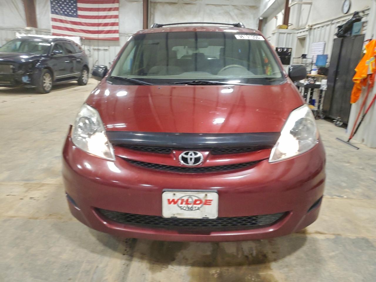 2008 TOYOTA SIENNA CE photo 5