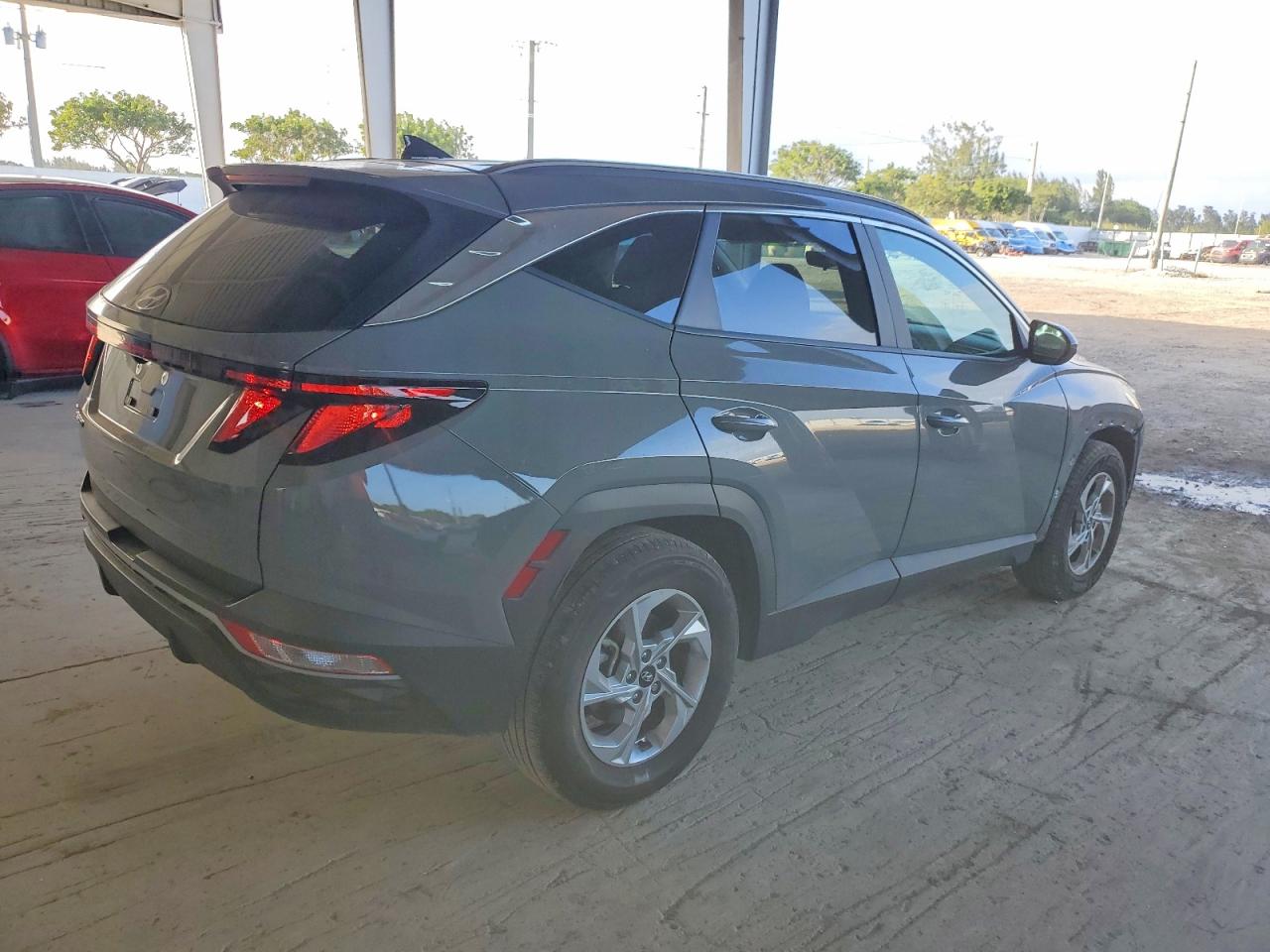 2024 HYUNDAI TUCSON SEL photo 3