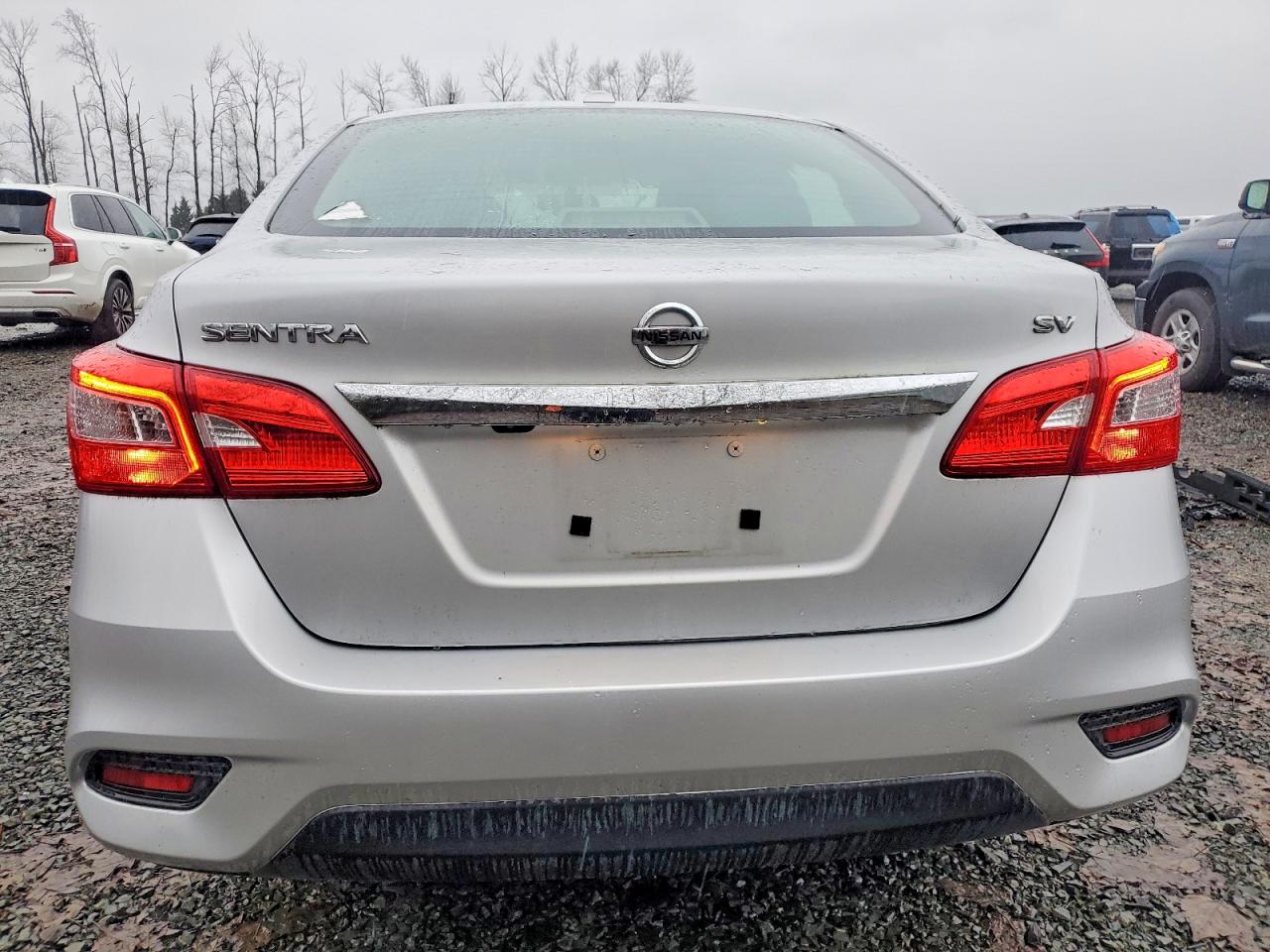 2019 NISSAN SENTRA S photo 6