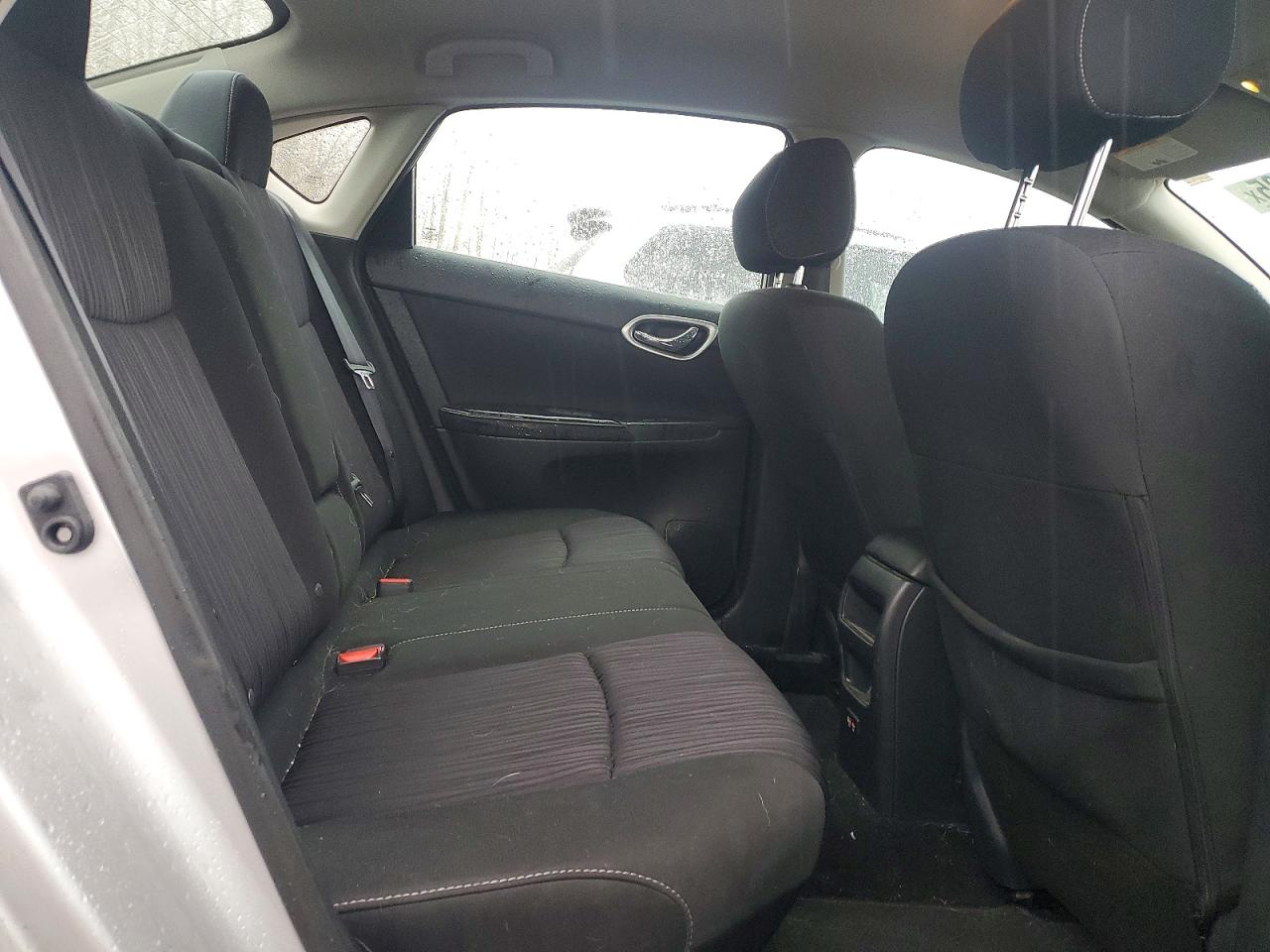 2019 NISSAN SENTRA S photo 10