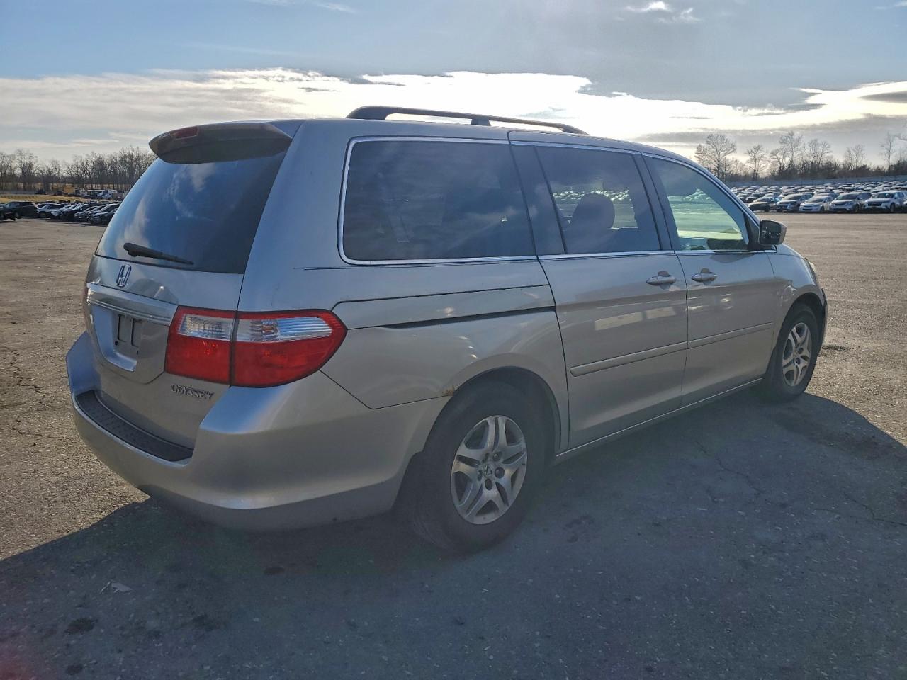 2005 HONDA ODYSSEY EXL photo 3