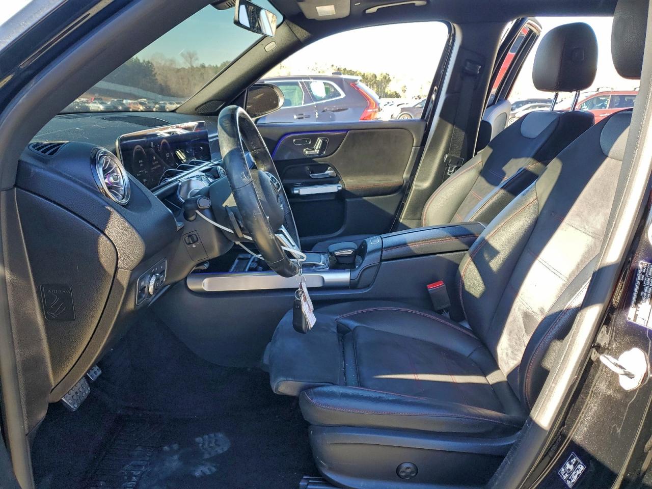 2021 MERCEDES-BENZ GLB 250 photo 7