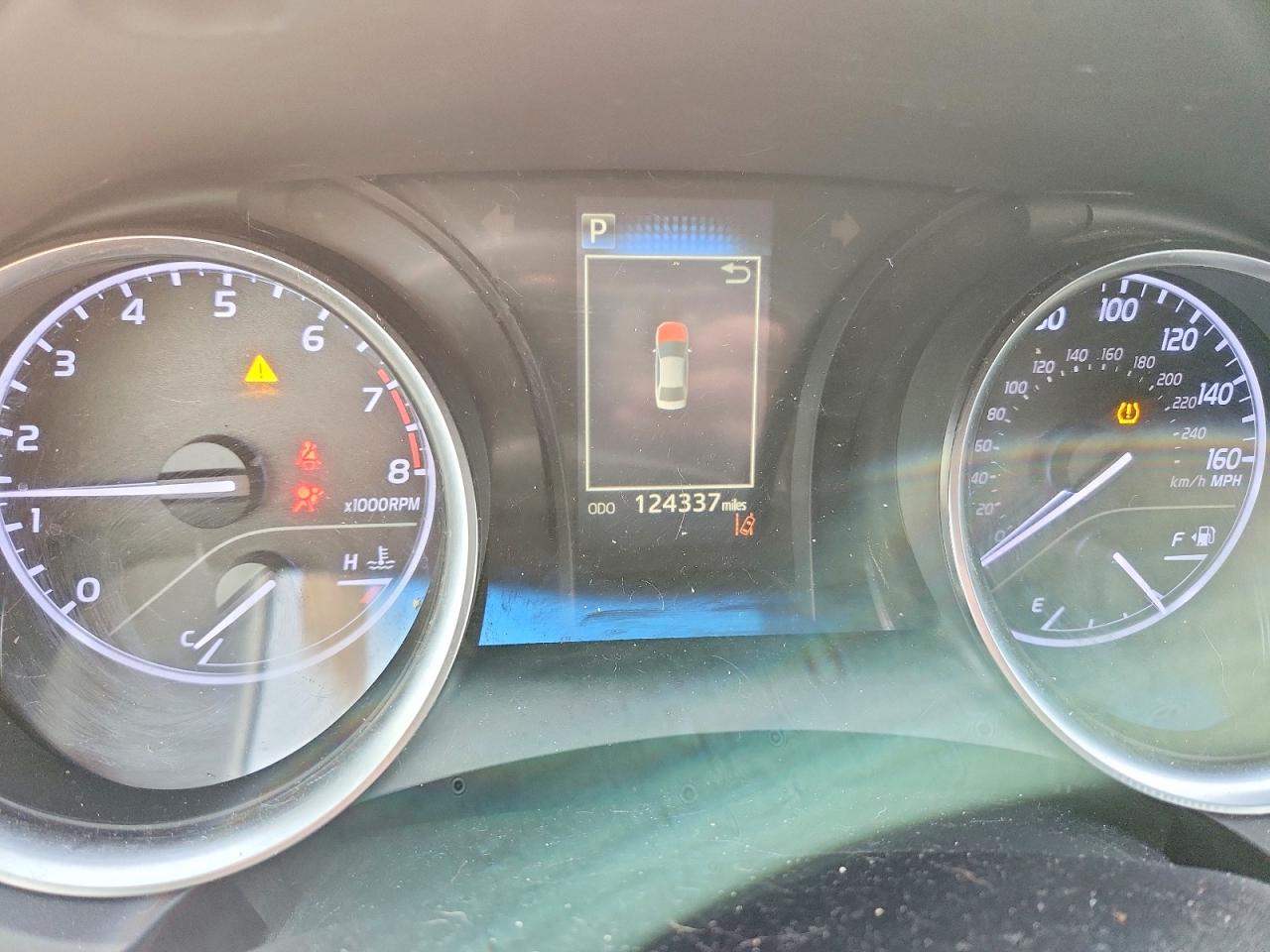 2018 TOYOTA CAMRY L photo 25