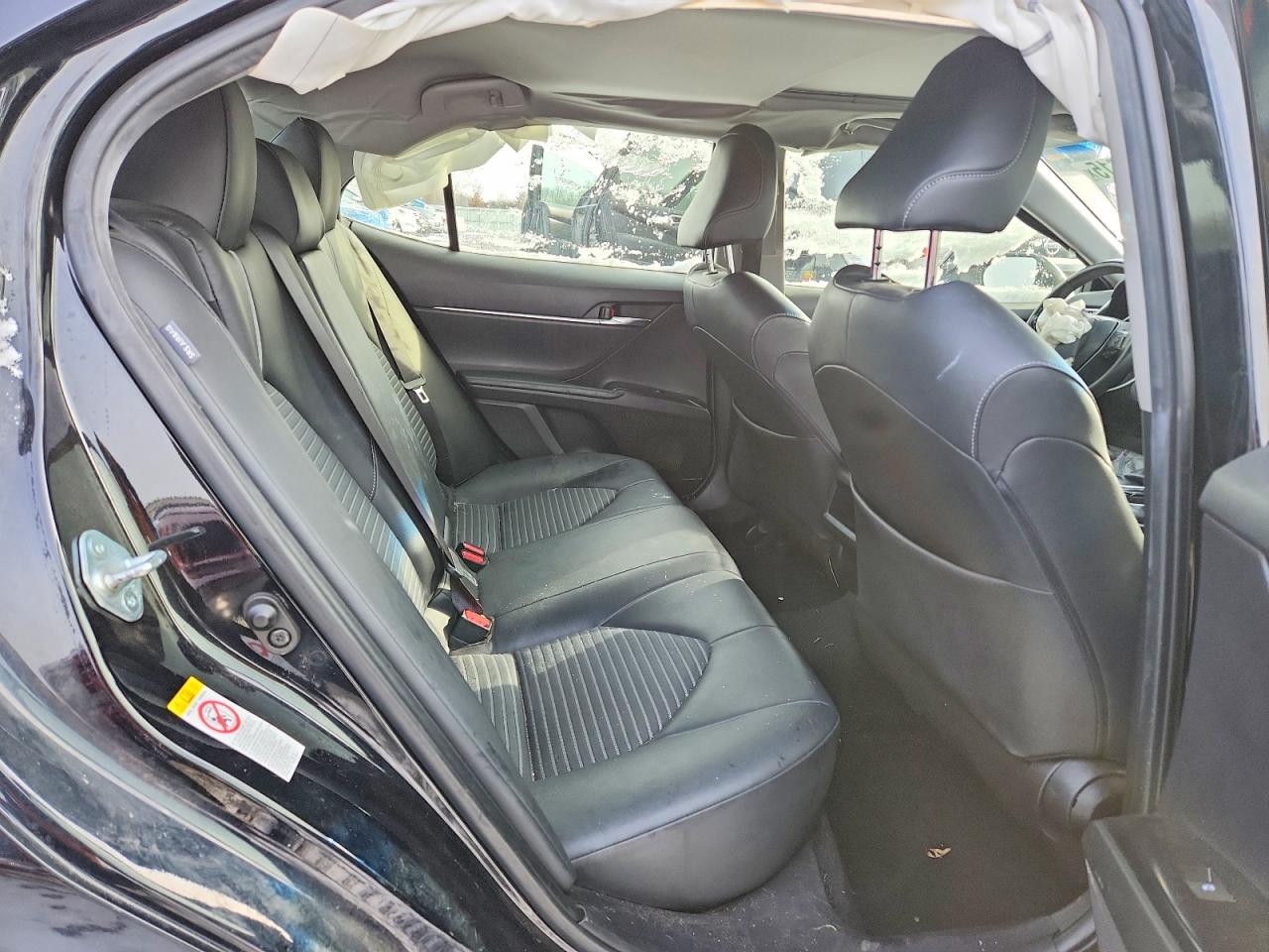 2018 TOYOTA CAMRY L photo 28