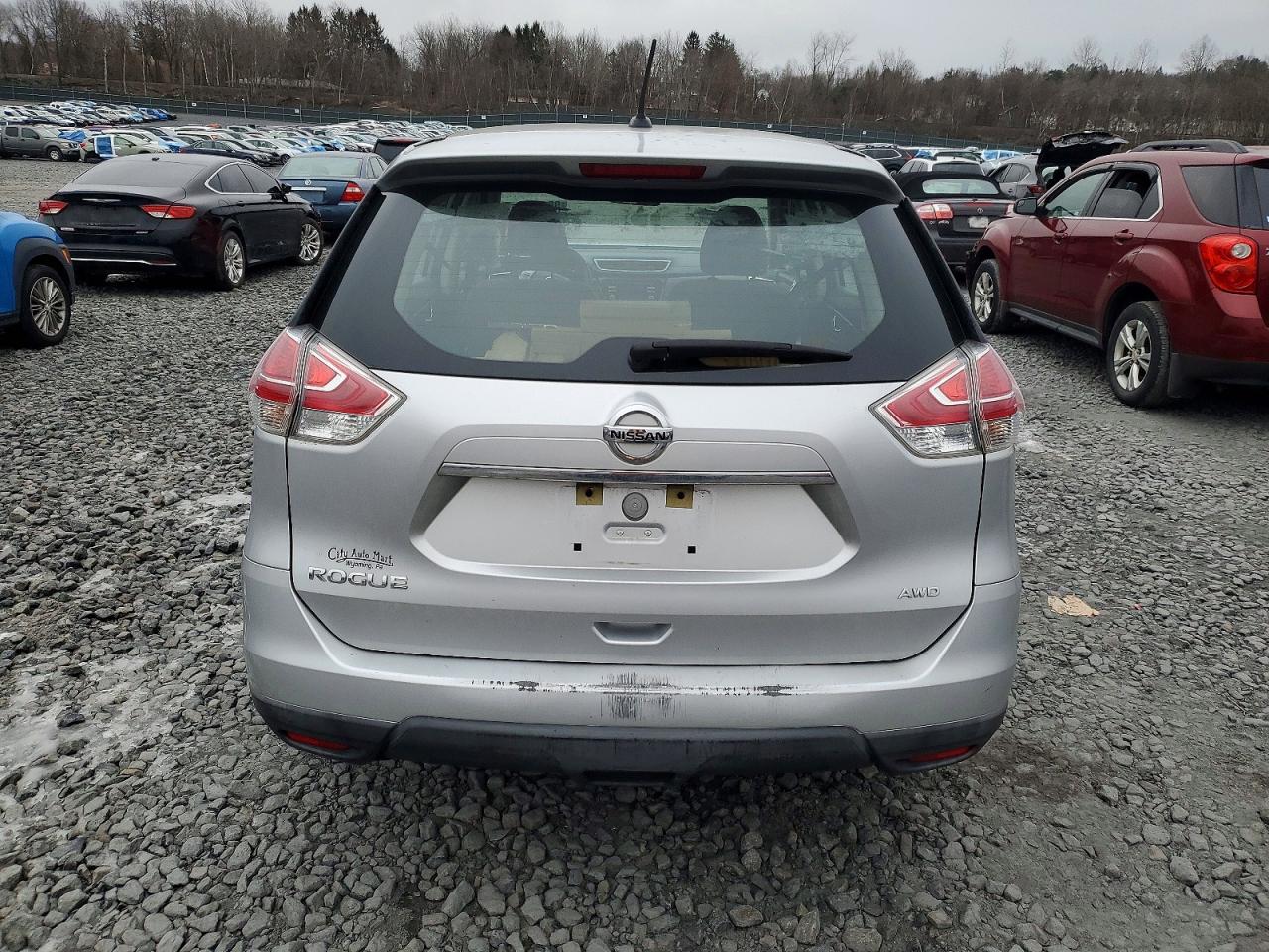 2016 NISSAN ROGUE S photo 6