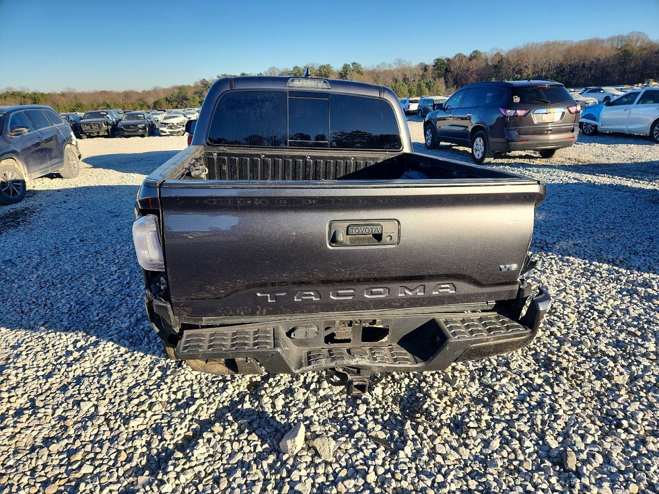 2022 TOYOTA TACOMA SR5 V6 photo 6