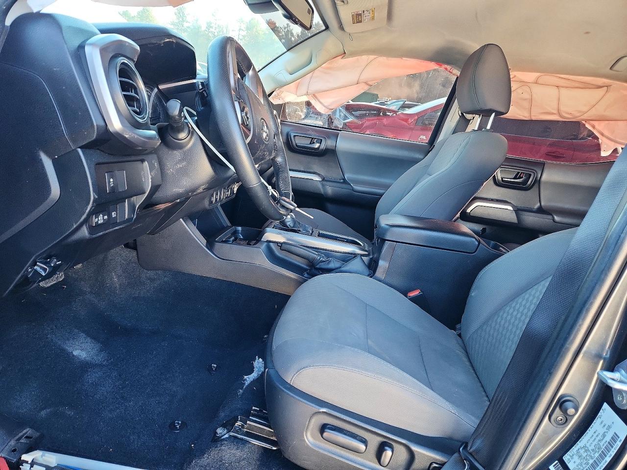 2022 TOYOTA TACOMA SR5 V6 photo 7