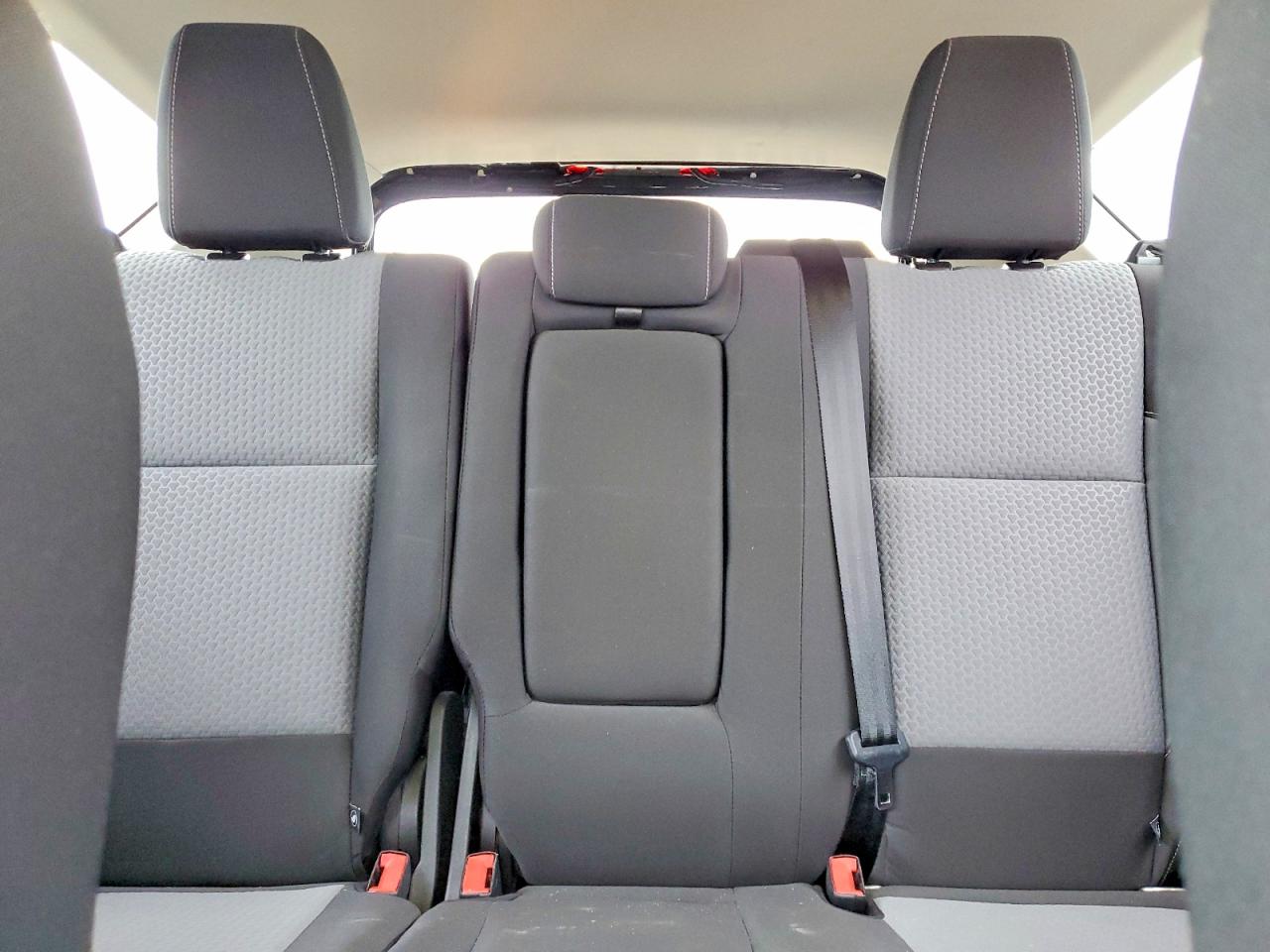 2017 FORD ESCAPE SE photo 10